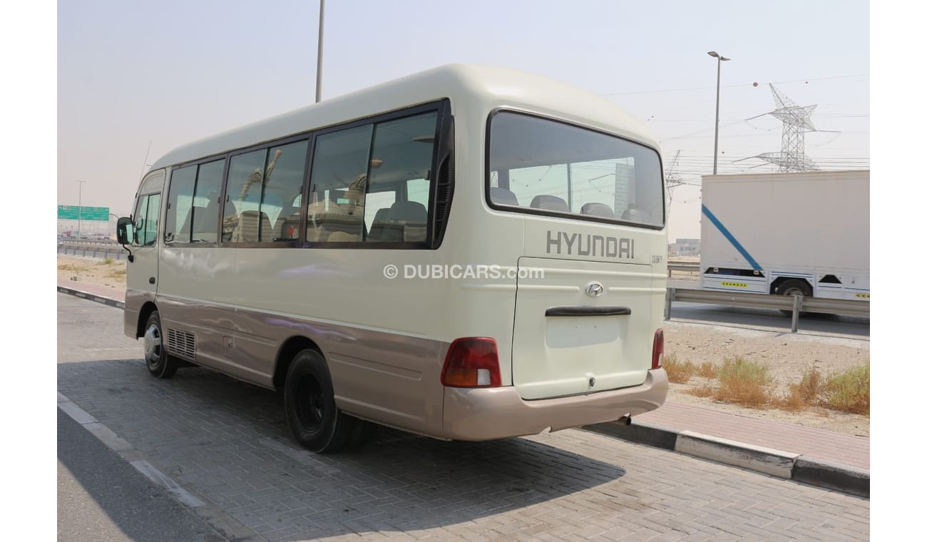 Hyundai County Hyundai county 2011 diesel 26 passenger  gulf space