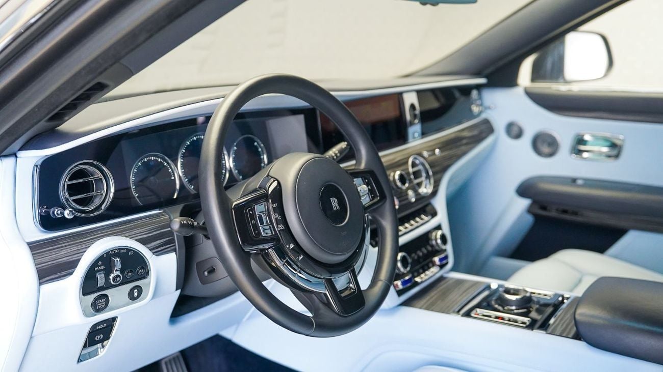 Rolls-Royce Ghost Silver badge | AED 13,659 PM | Up to 3 Years Unlimited Warranty | GCC