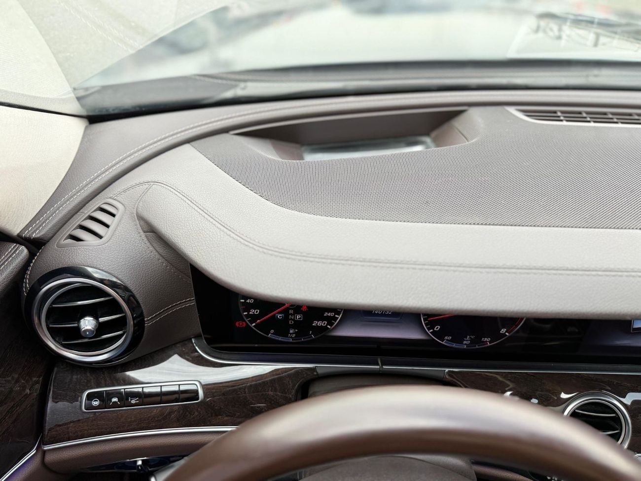 مرسيدس بنز E 400 AMG 3.0L