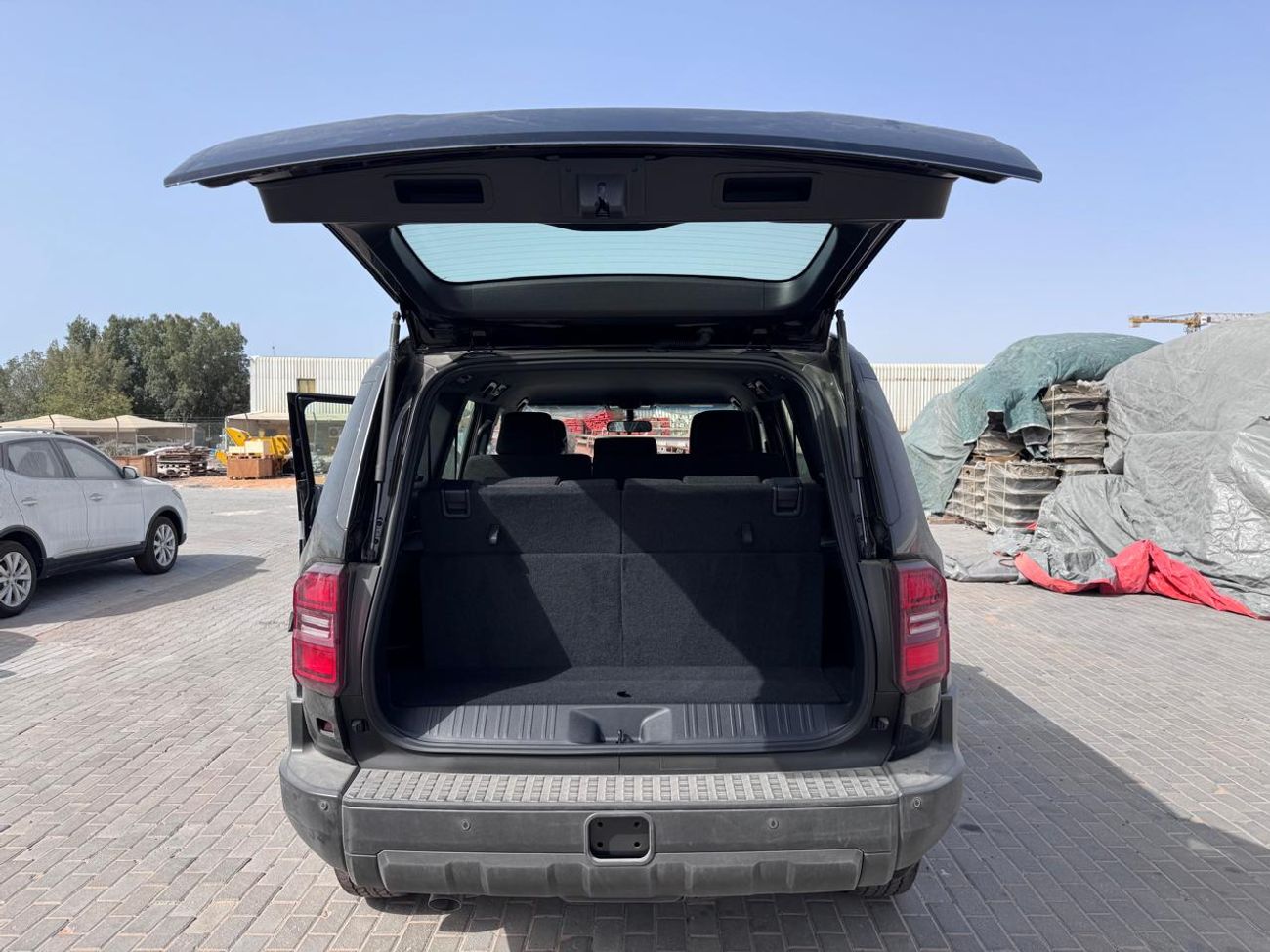 Toyota Prado 2.4L Basic (new shape)