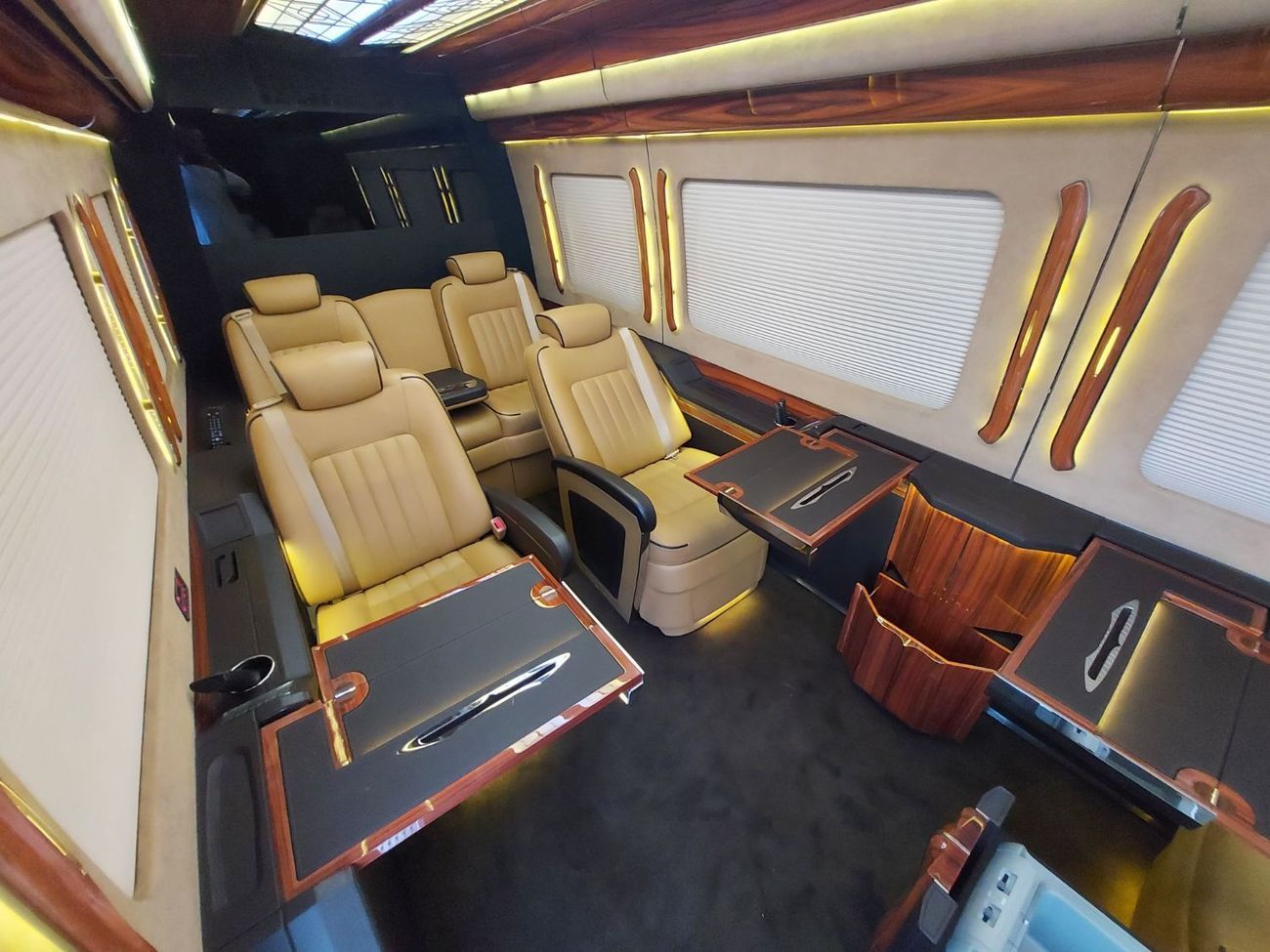 مرسيدس بنز سبرينتر 