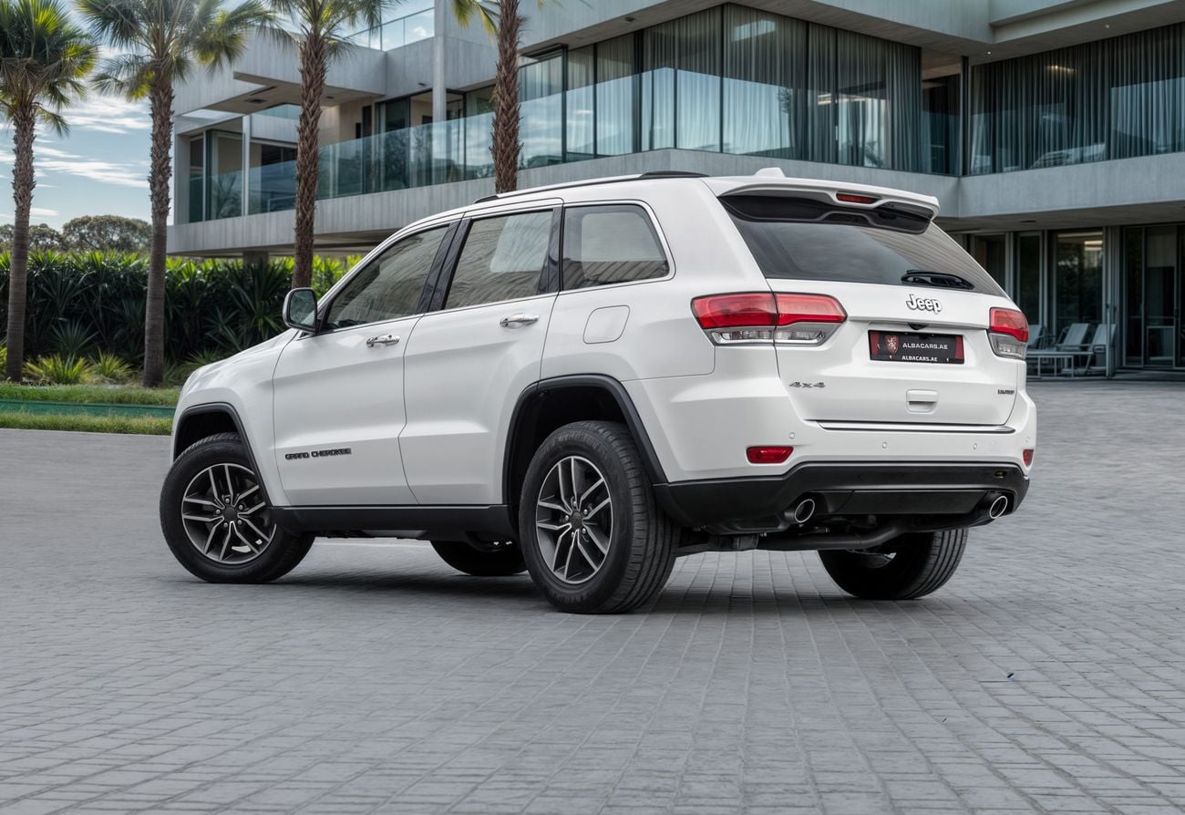 جيب جراند شيروكي Grand Cherokee | 1,567 P.M | 0% Downpayment | Full Jeep Service History | Limited | Under Warranty!