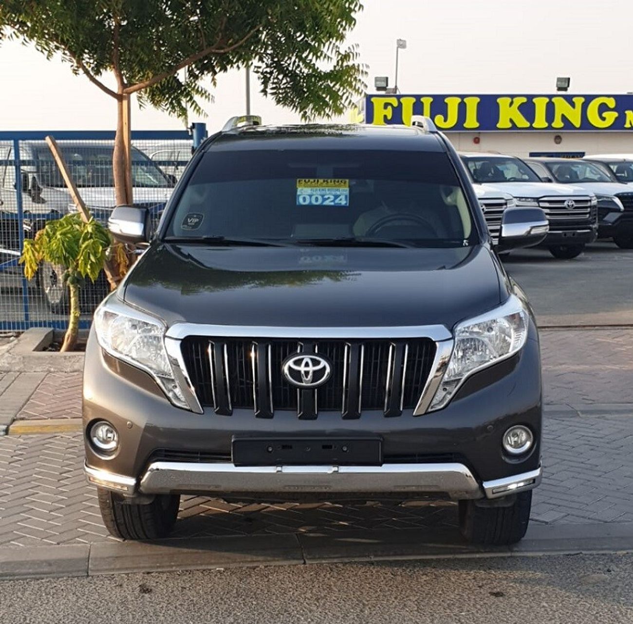 Toyota Prado 2.7L VXR (PETROL) - FULL OPTION