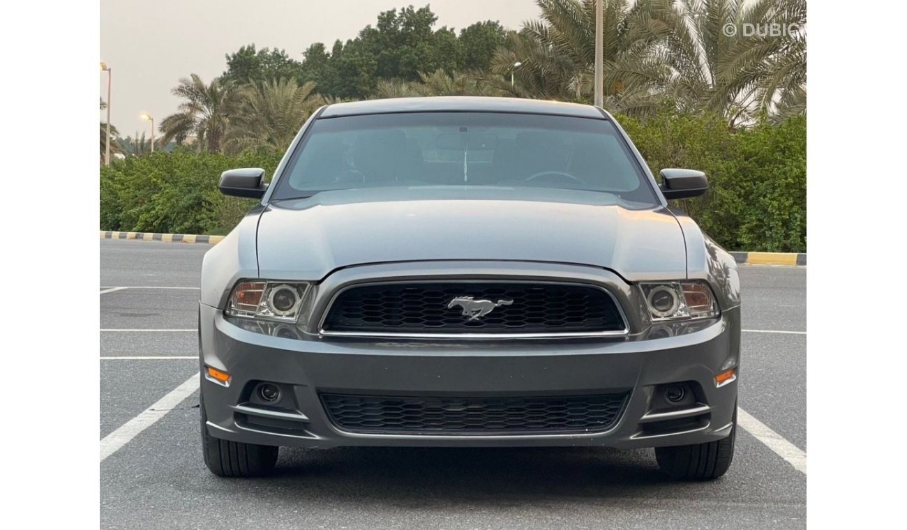 Ford Mustang FORD MUSTANG 2013 / V6 / VERY CLEAN CAR / SPORT CAR