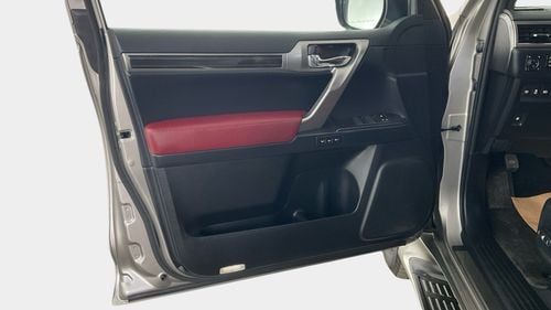 Lexus GX460 Platinum 4.6L Platinum | Guaranteed Warranty | 0 Down Payment