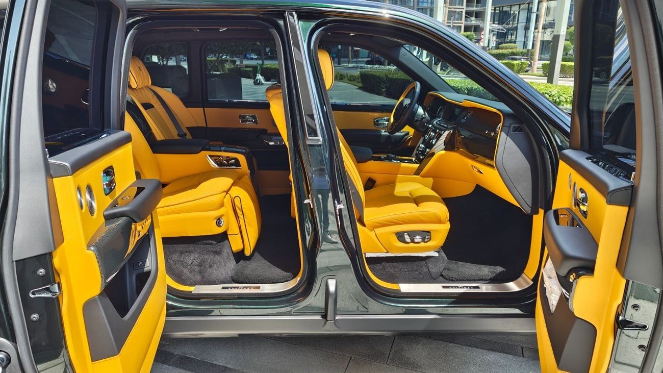 Rolls Royce Cullinan GCC, Black badge