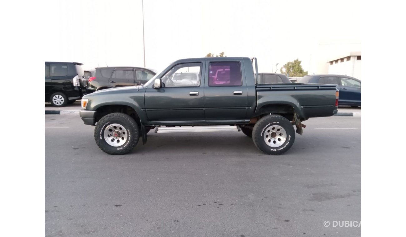 تويوتا هيلوكس TOYOTA HILUX PICK UP RIGHT HAND DRIVE (PM972)
