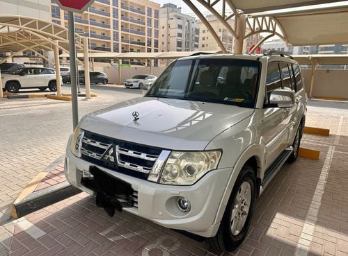 Mitsubishi Pajero Platinum 3.5L