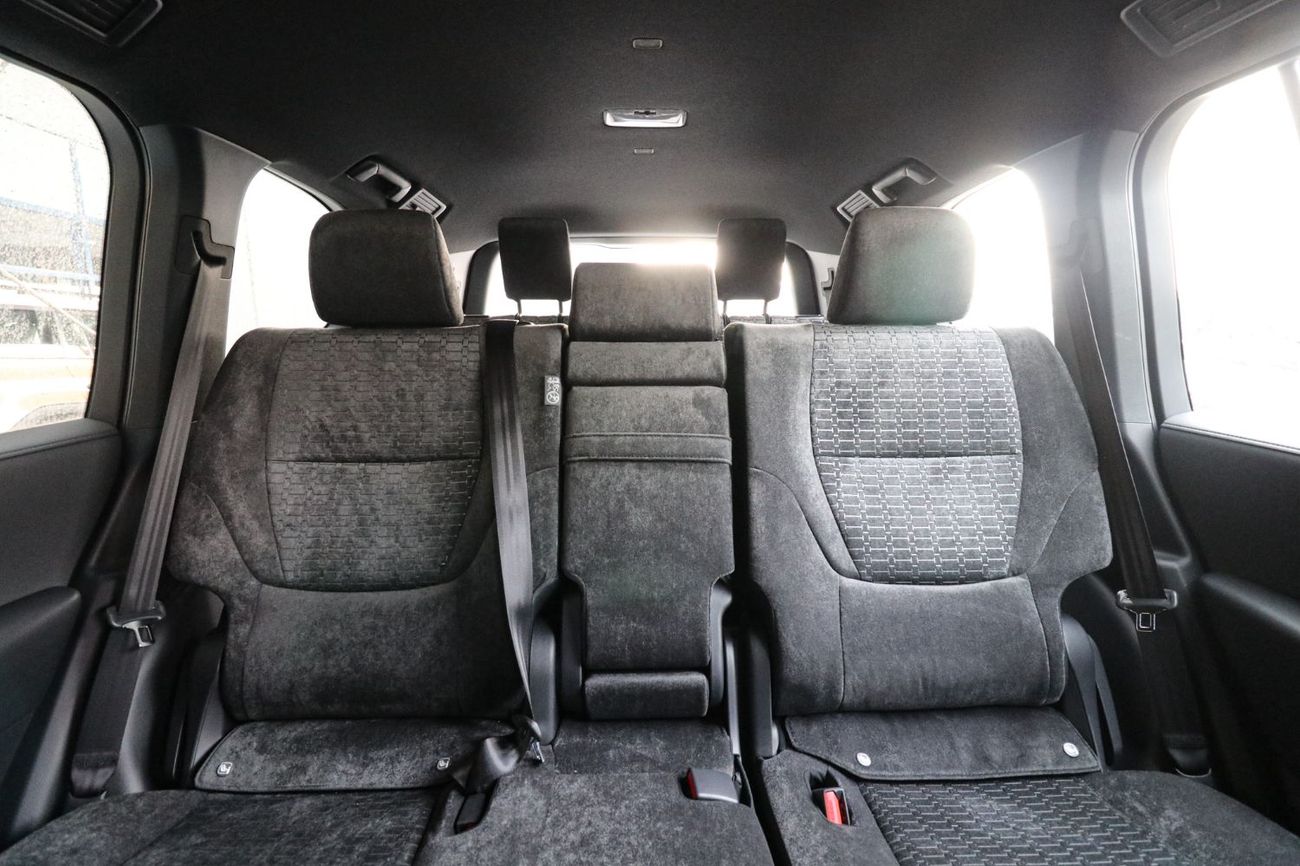 Toyota Land Cruiser GXR 4.0L Toyota Land Cruiser GXR 2025 | 4L | BASIC | Ramadan Offers.