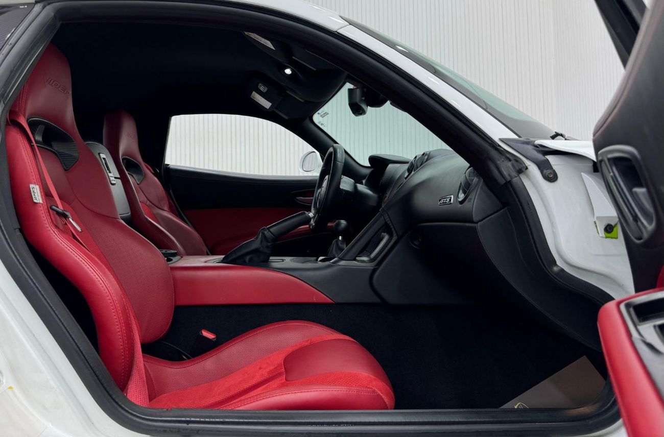 دودج فايبر SRT10 8.4L 2014 Dodge SRT Viper GTS 8.4 V10, Dodge Agency Full Service History, Excellent Condition,