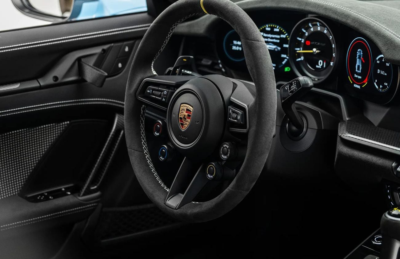 بورش 911 4.0L F-6 Naturally Aspirated Engine