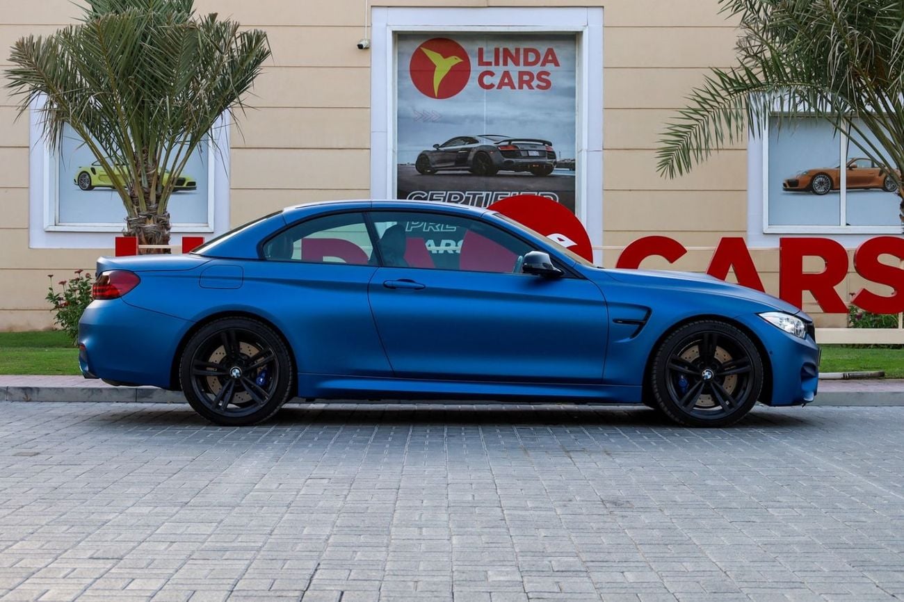BMW M4 Std 3.0L 2016 BMW M4 M-Sport Convertible GCC Specs