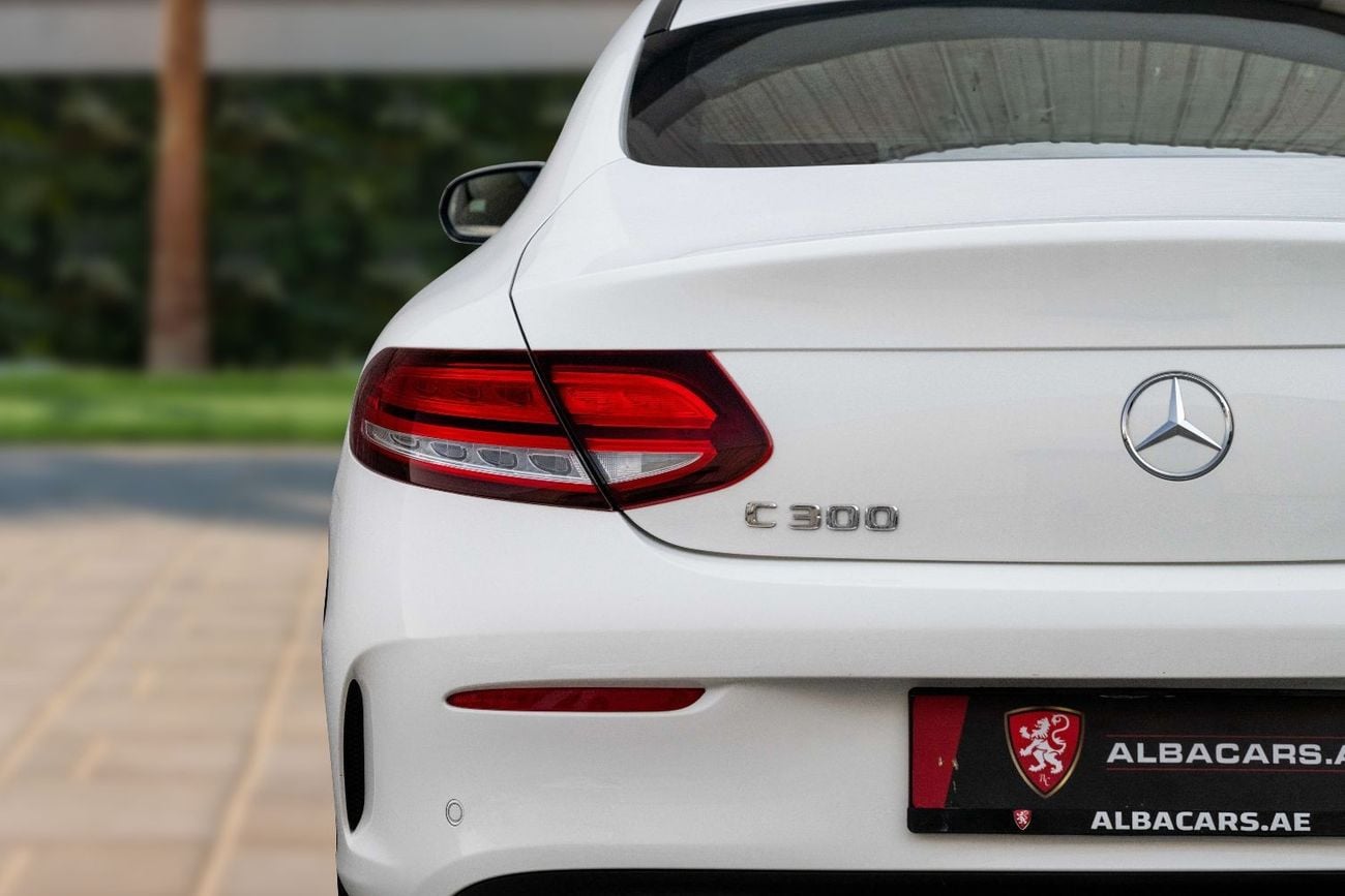Mercedes Benz C300 | 2,644 P.M  | 0% Downpayment | LOW KM'S | IMMACULATE!