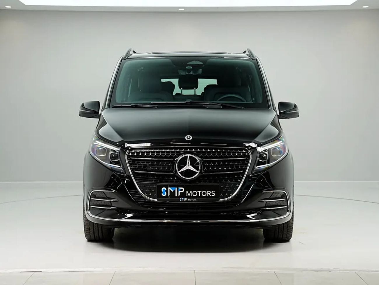 Mercedes Benz V300 AVANTGARDE Dealer WARRANTY | Executive Captain’s Seats | V300 AMG