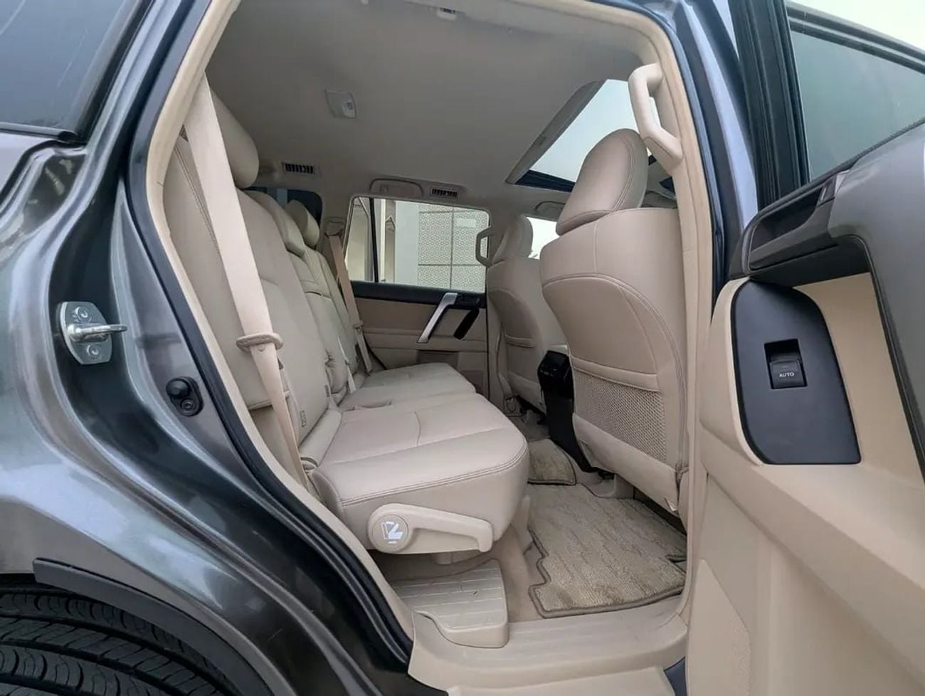 تويوتا برادو TX-L Top full Option V6 4.0L Excellent Condition GCC specs