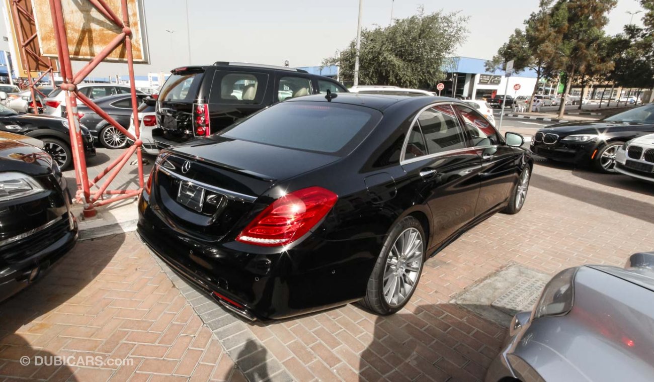 مرسيدس بنز S 550