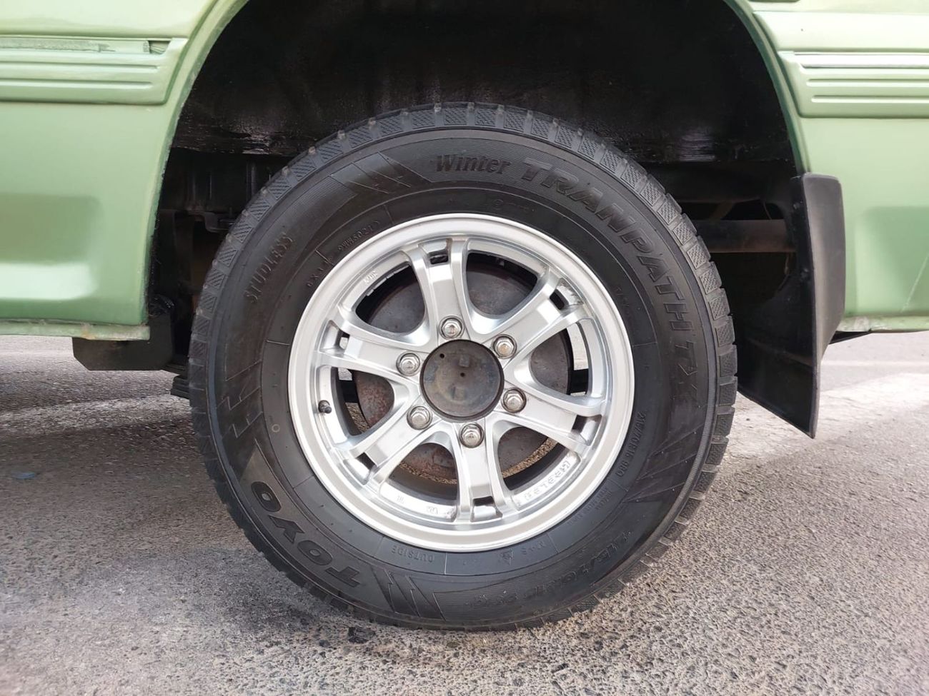 Nissan Caravan NISSAN CARAVAN VAN RHD 1999 MODEL 2.6 L DIESEL AUTOMATIC(PM20075)