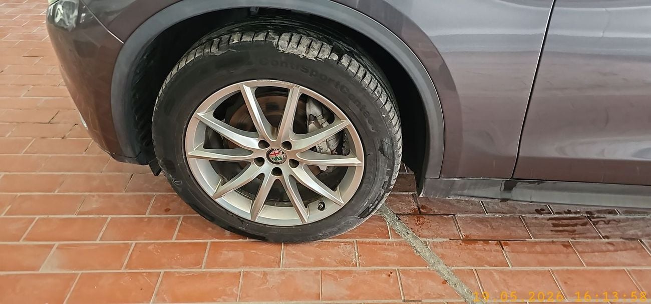 Alfa Romeo Stelvio SUPER 2.0