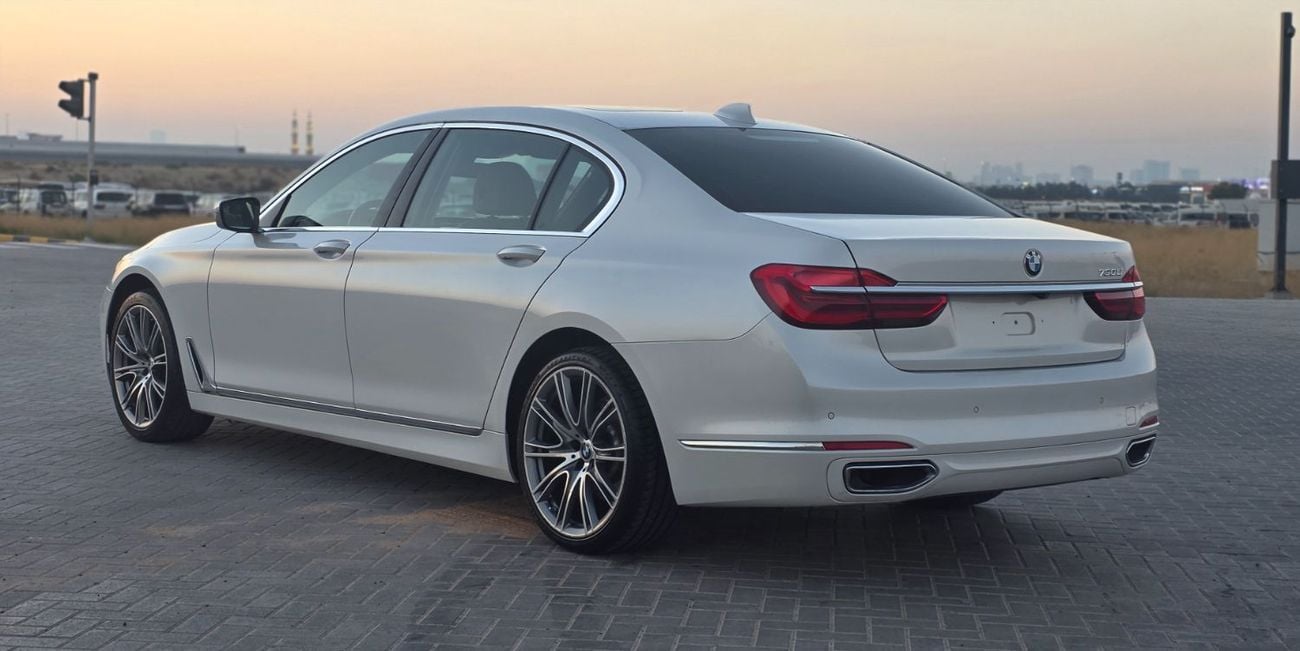 بي أم دبليو 730Li