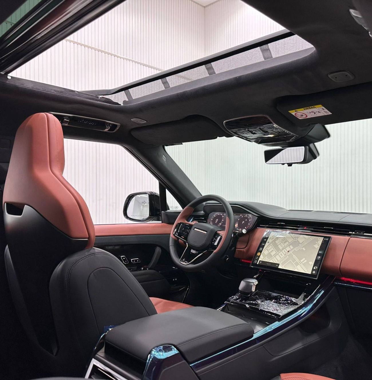 Land Rover Range Rover Sport *Brand New* 2024 Range Rover Sport SV 1st Edition, May 2029 Range Rover Warranty + Service Pack, GCC