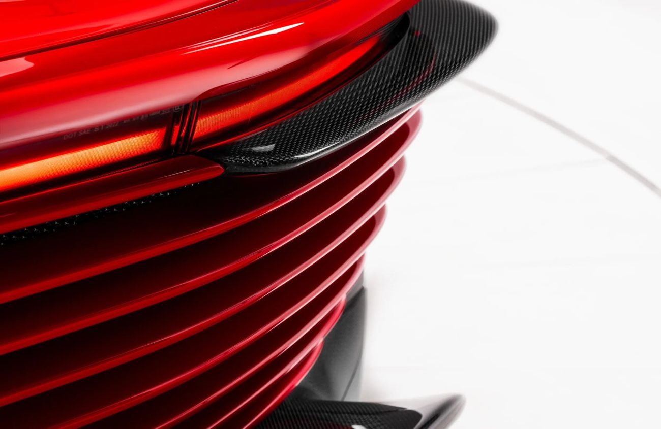 فيراري دايتونا 6.5L V12 Naturally Aspirated Engine