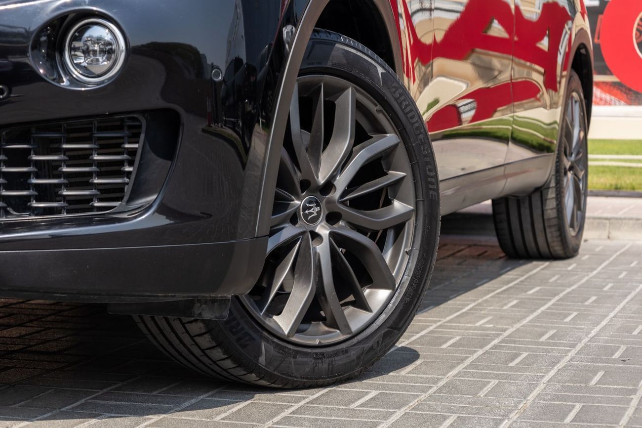 Maserati Levante Std 3.0L (345 HP)