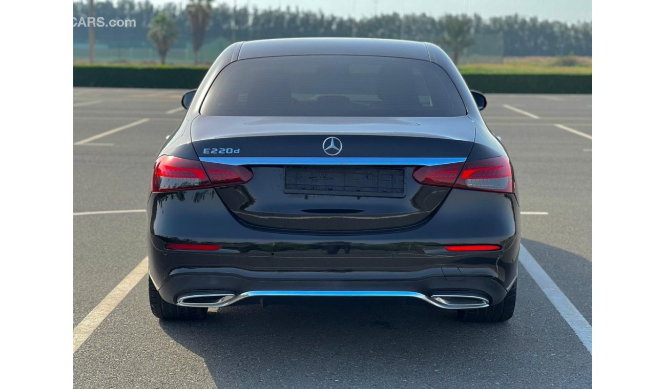 Mercedes-Benz E 220