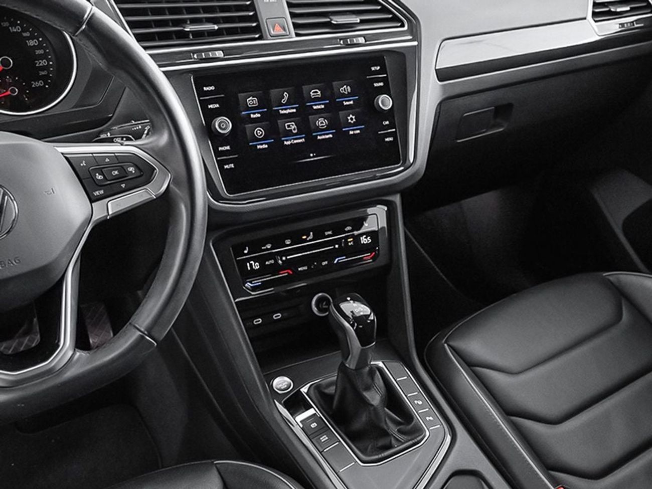 Volkswagen Tiguan 2021 Volkswagen Tiguan SEL