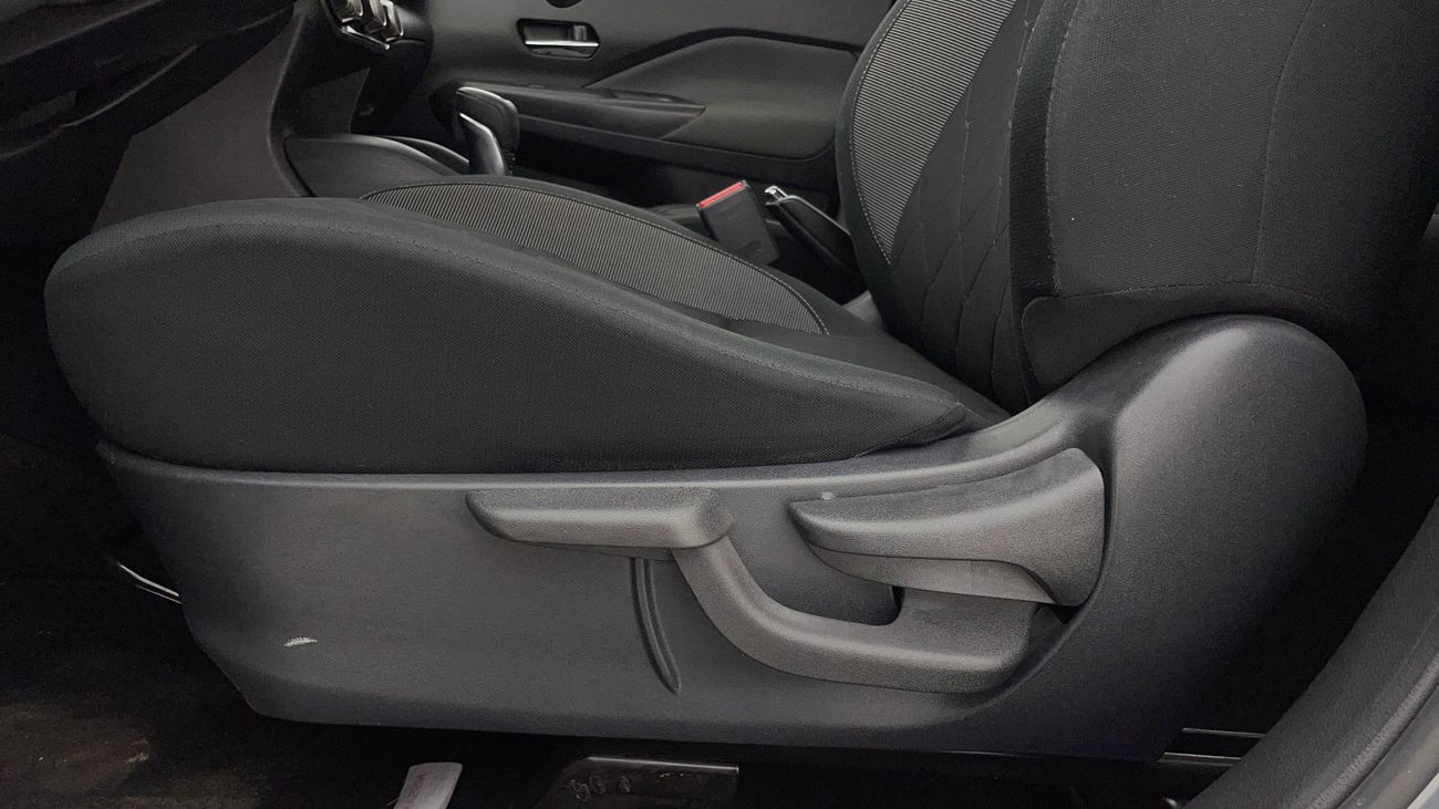 Nissan Kicks SV 1.6 | Zero Down Payment | Free Home Test Drive