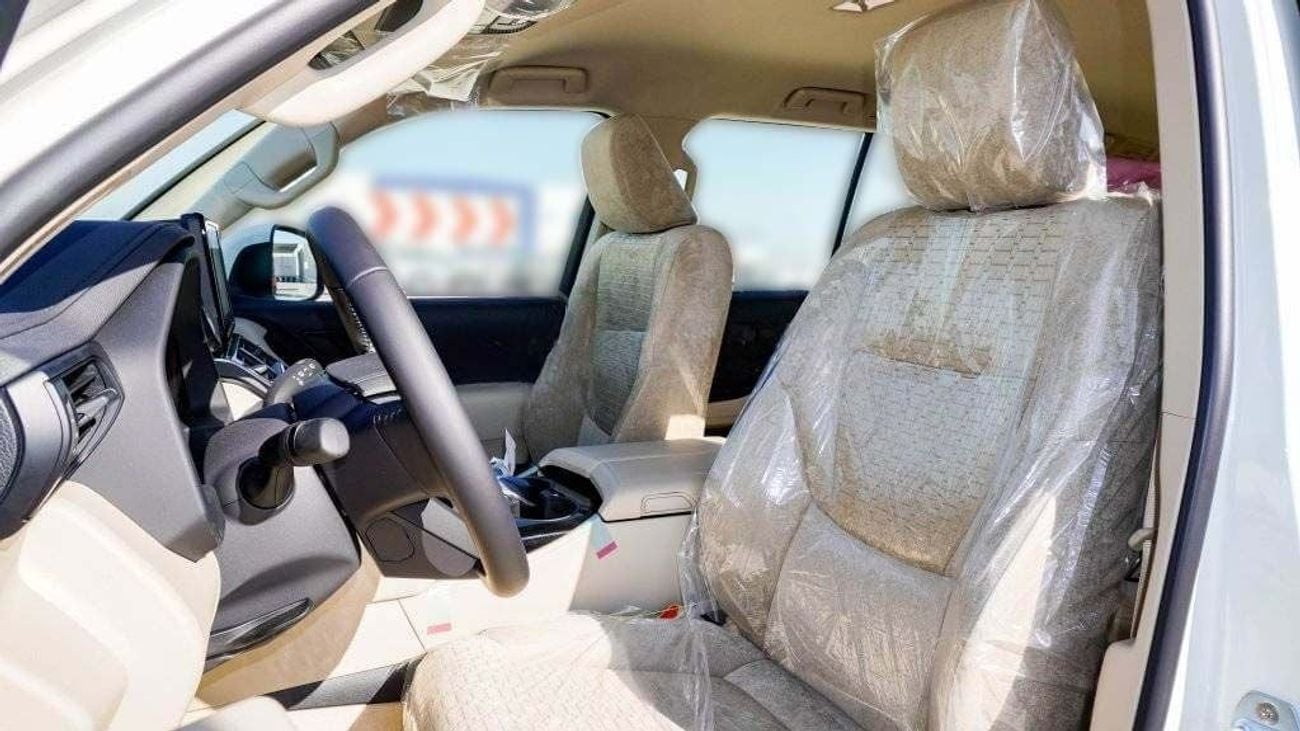 Toyota Land Cruiser 2025 Toyota Land Cruiser 3.3L EXR Twin Turbo Diesel AT (White)