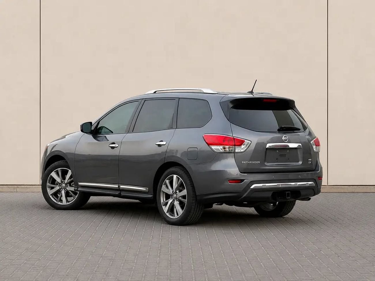 Nissan Pathfinder 901 P.M | SV GCC Specs