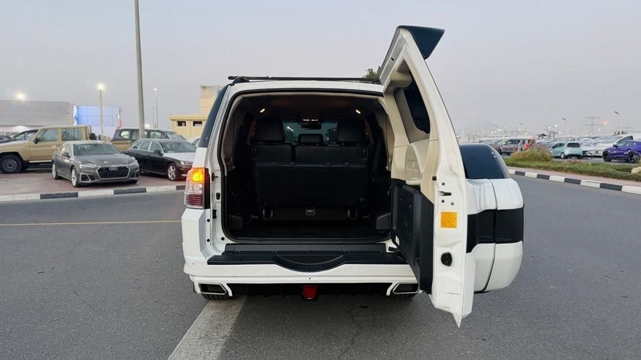 Mitsubishi Pajero 2016 | SIGNATURE BODY KIT | RHD | 3.2L DIESEL ENGINE | AUTOMATIC TRANSMISSION | ELECTRIC SEAT | REAR