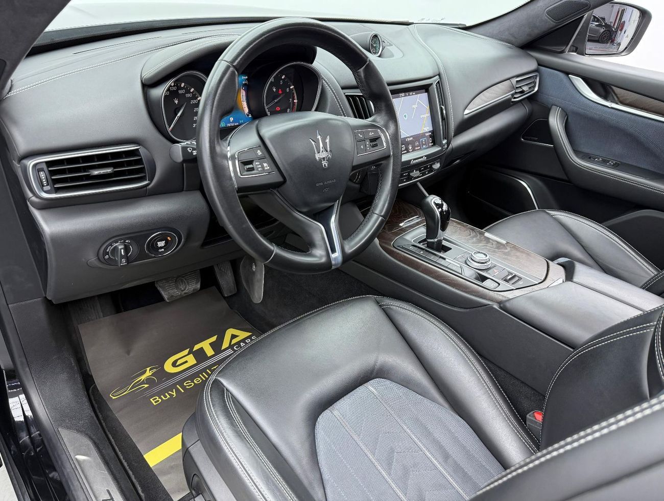 Maserati Levante GranLusso 3.0L 2017 Maserati Levante GranLusso, Full Service History, Excellent Condition, GCC