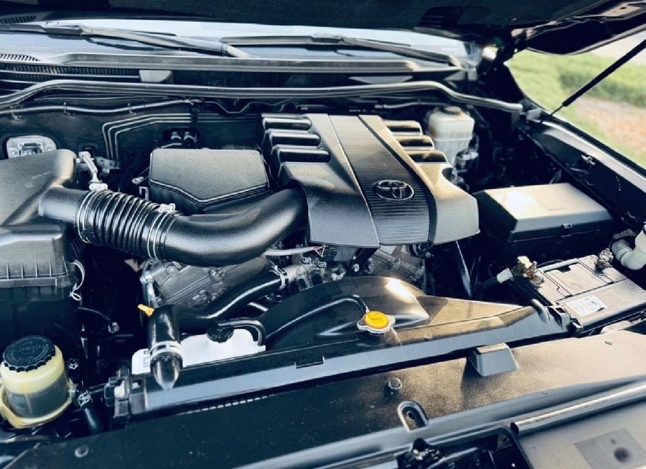 تويوتا لاند كروزر 2019 Model Facelift to 2025 Shape Exterior and Interior Both Very Clean And Perfect Condition