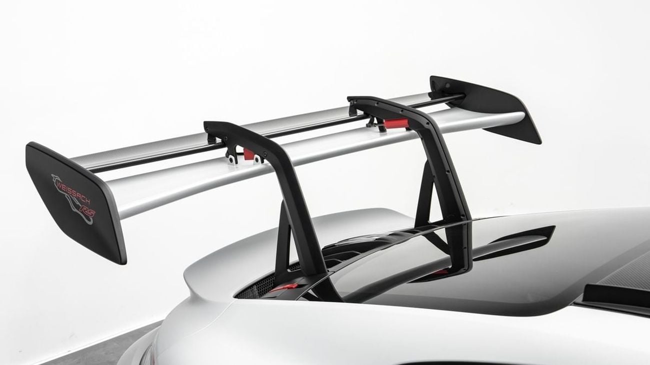 بورش 911 GT3 RS - 2025 - GCC Specs - Under 5 Years Warranty