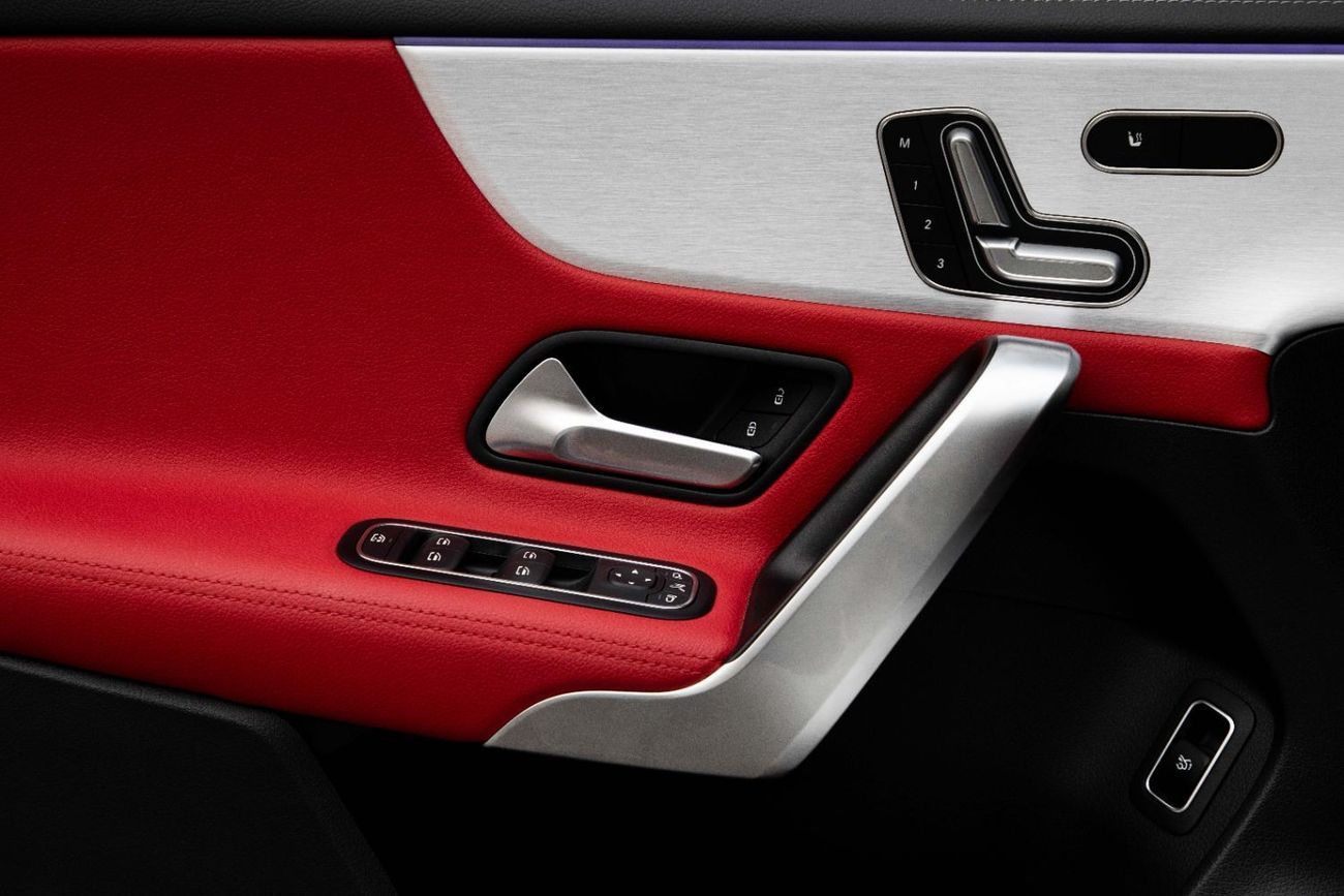 Mercedes-Benz A 200 AMG Hatchback | 2,937 P.M  | 0% Downpayment | Agency Warranty!