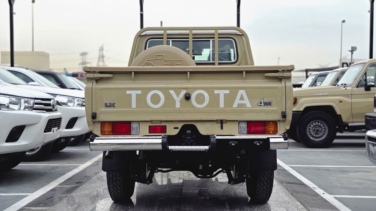 Toyota Land Cruiser 70 Toyota Land Cruiser 79, Saudi specifications, full option