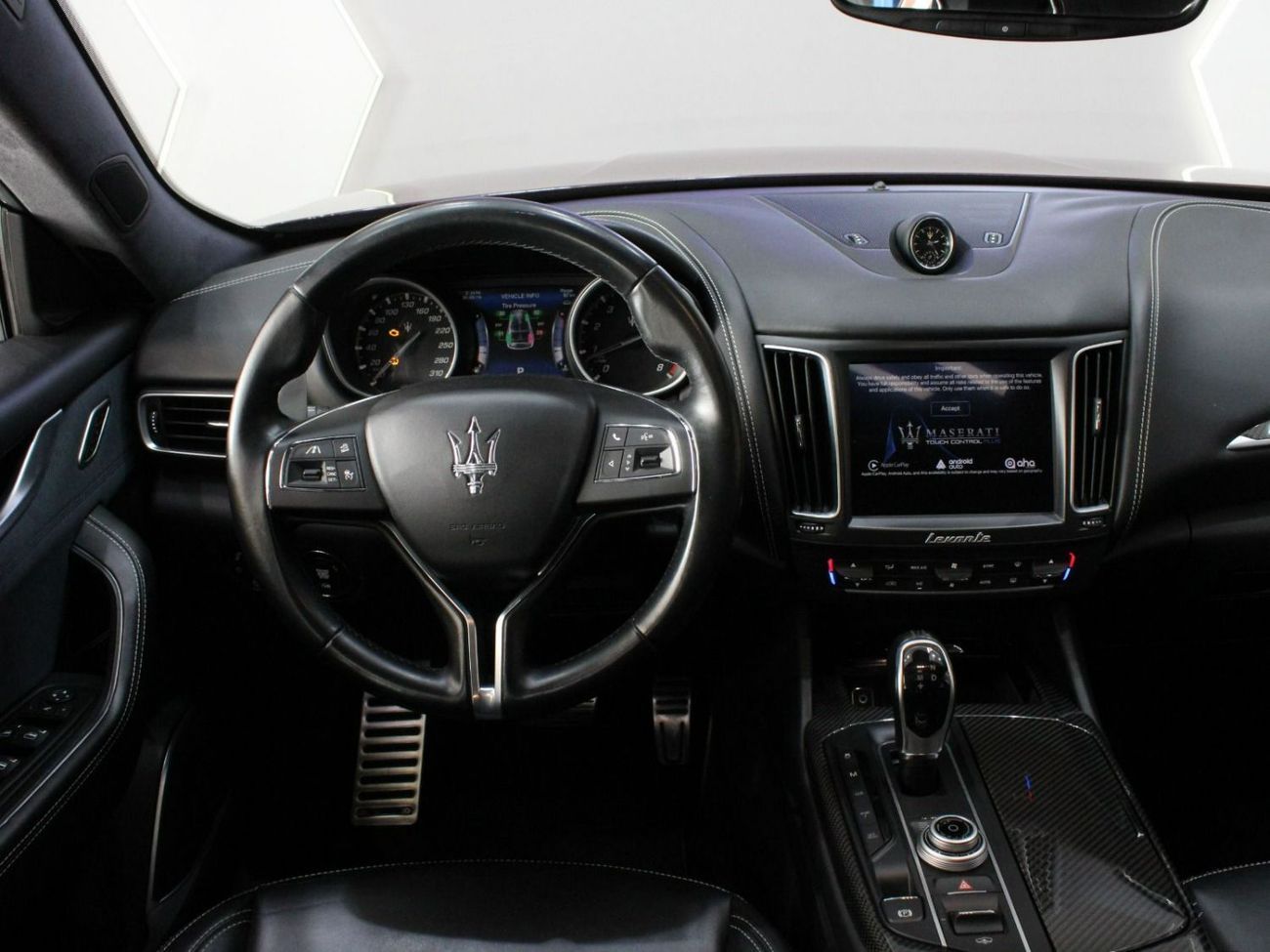 مازيراتي ليفونت SQ4 | V6