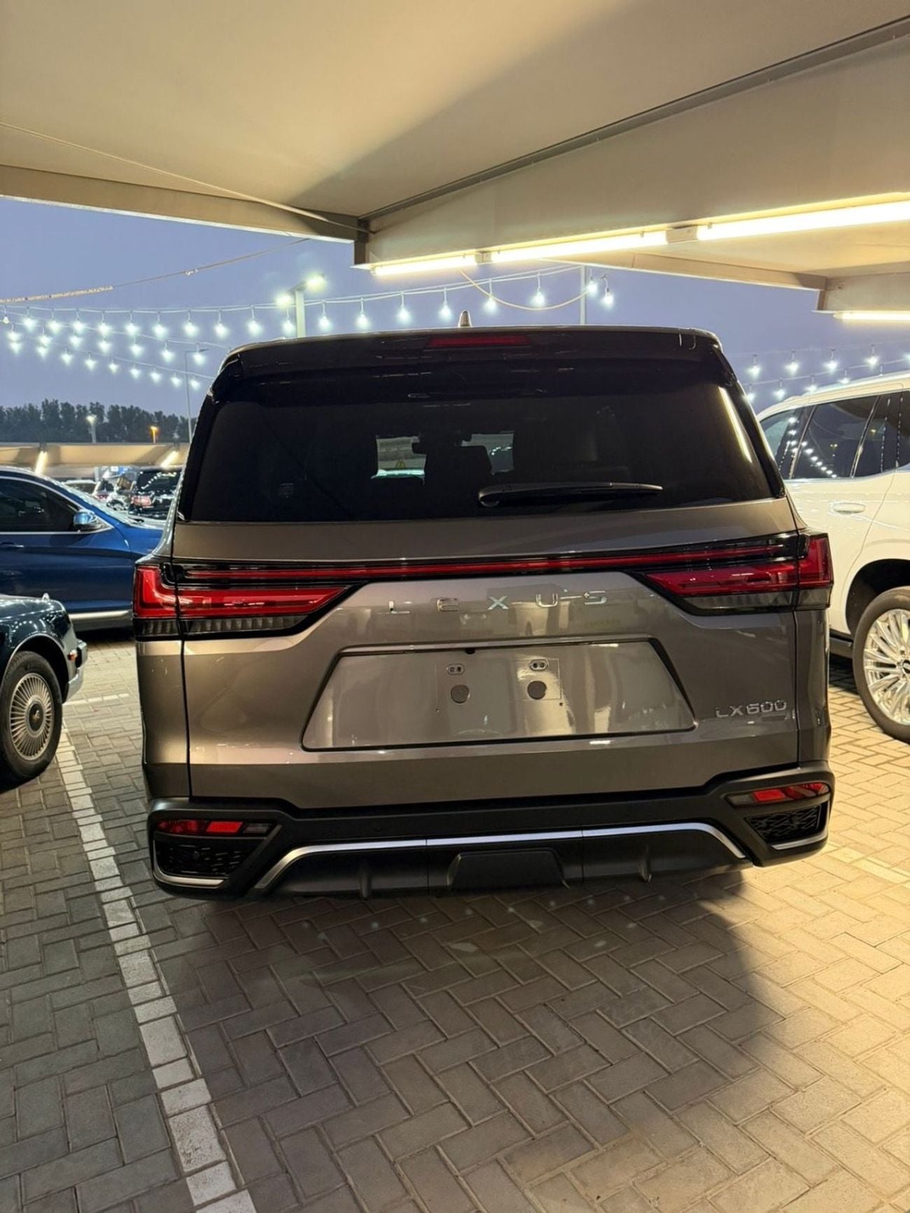 Lexus LX600 F SPORT