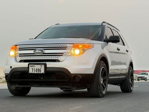 Ford Explorer Limited 3.5L Excellent condition & luxury feel