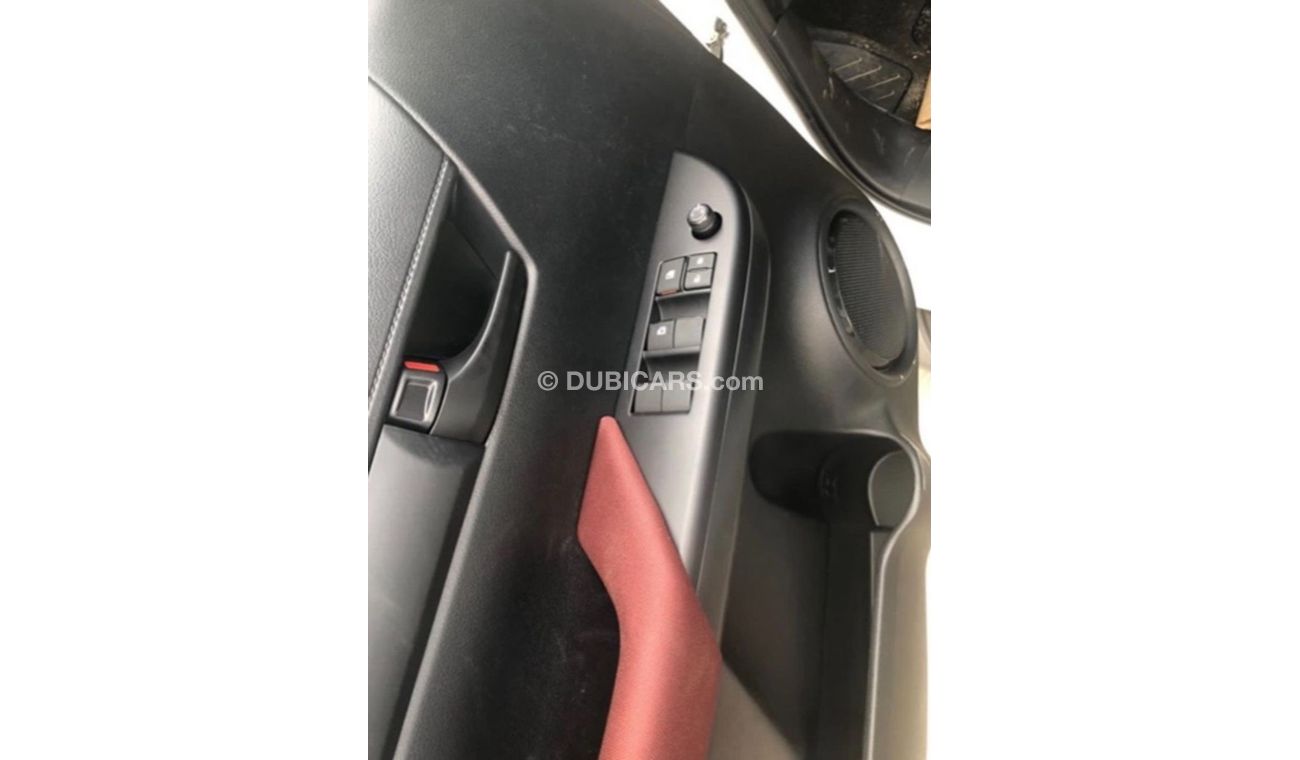 Toyota Hilux Diesel,2.4L,4x4