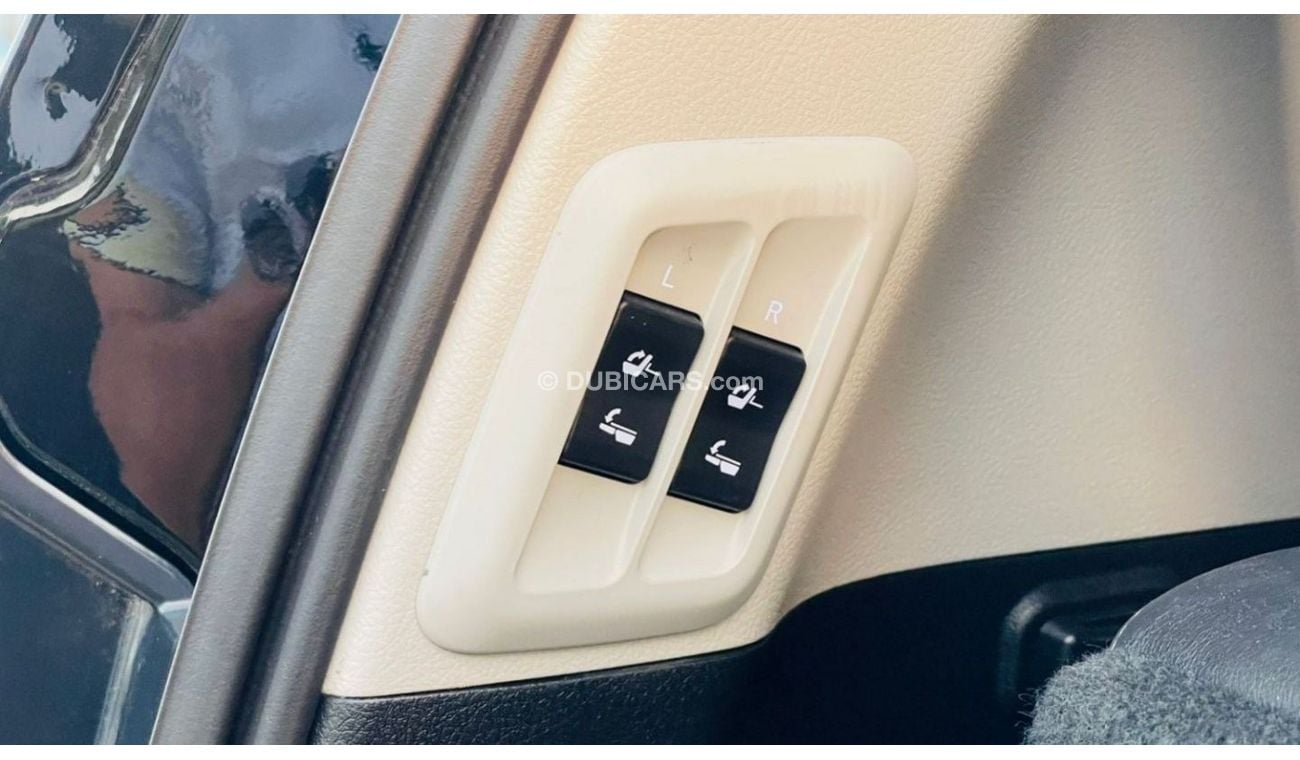 Toyota Prado 2019 TX-L PETROL SUNROOF | JAPAN IMPORTED | FULL OPTION | 4WD | Original Mileage| BEST PRICE WHATSAP