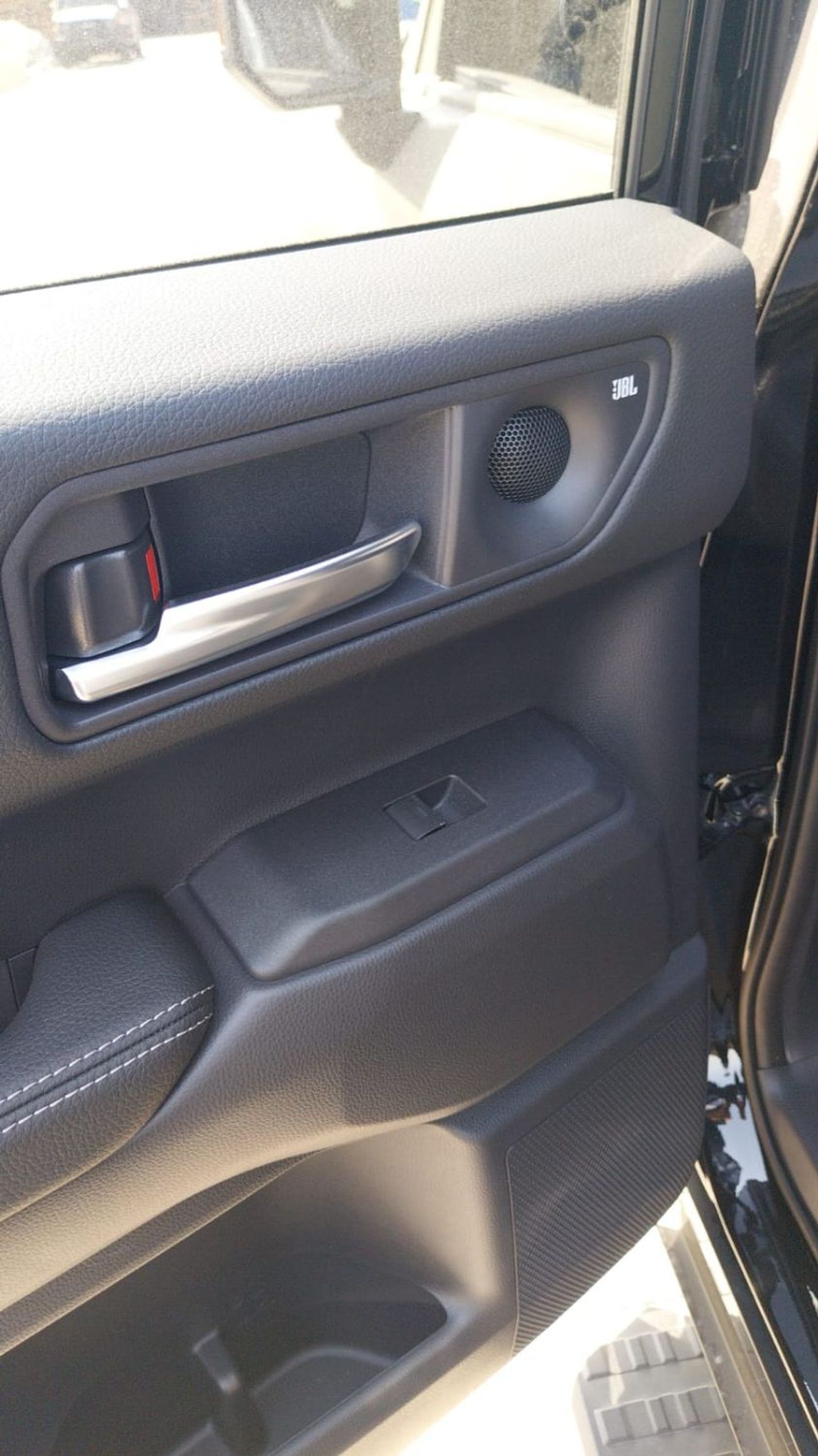 Toyota Prado TOYOTA PRADO LUXURY + DIESEL 2.8L