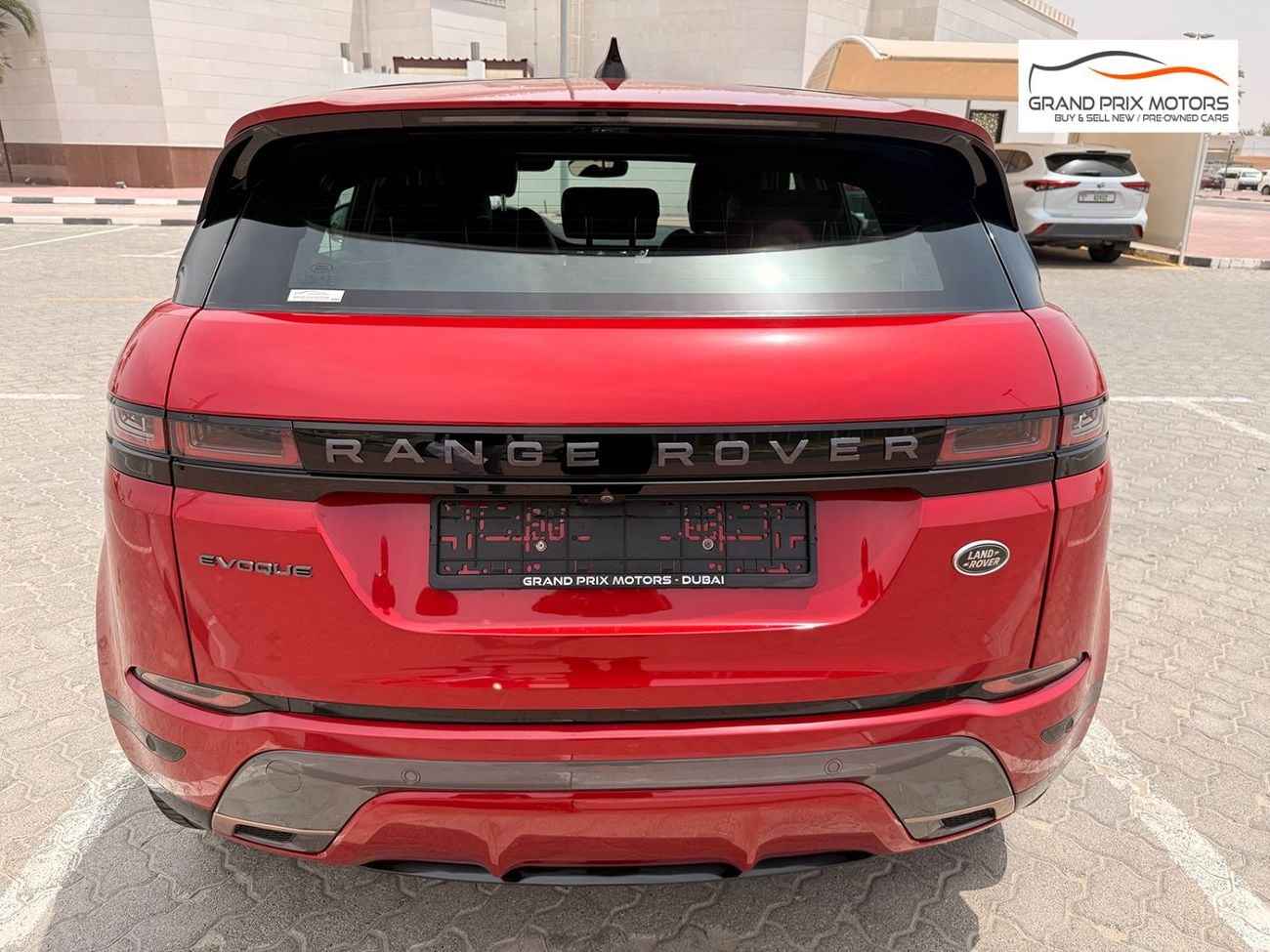 لاند روفر رانج روفر إيفوك P200 R-Dynamic SE 2.0L