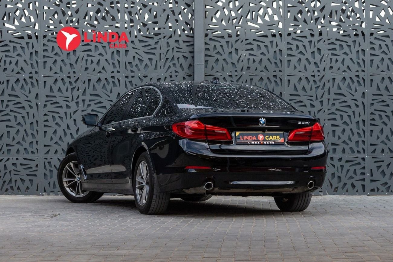 BMW 520i Std 2.0L BMW 5 Series 520 2019 GCC specs for 1,249.00 AED monthly