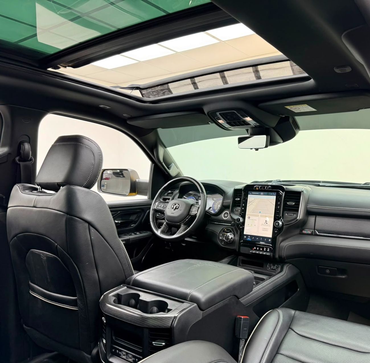 RAM 1500 LIMITED 2022 RAM 1500 Limited, 2028 RAM Warranty + Service Pack, Full RAM Service History, Fully Loaded. GCC