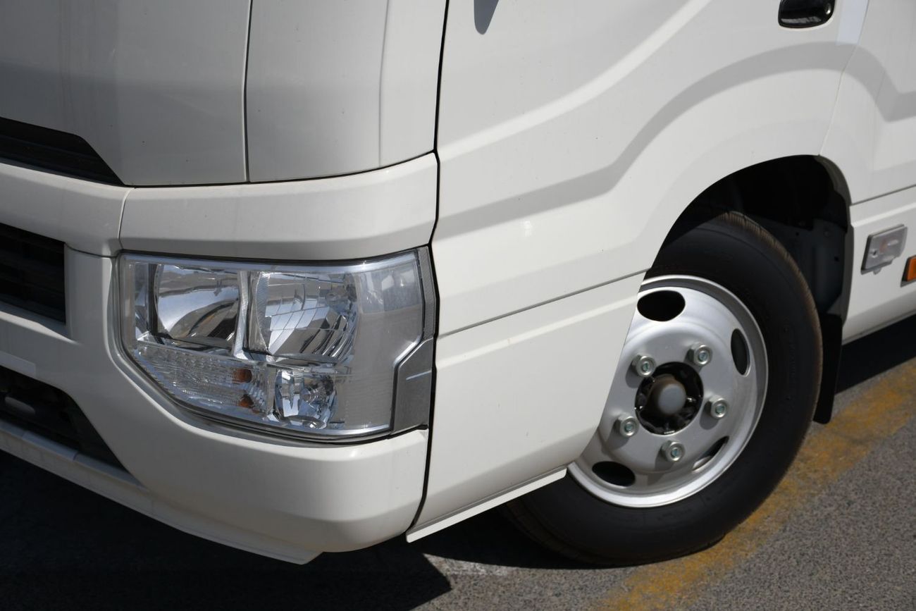 Toyota Coaster 24 Toyota Coaster 4.2L Diesel