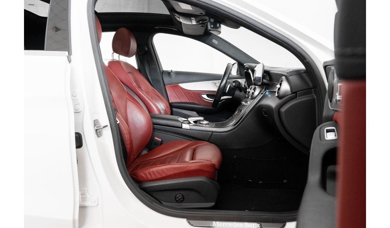 مرسيدس بنز C 200 AMG Line