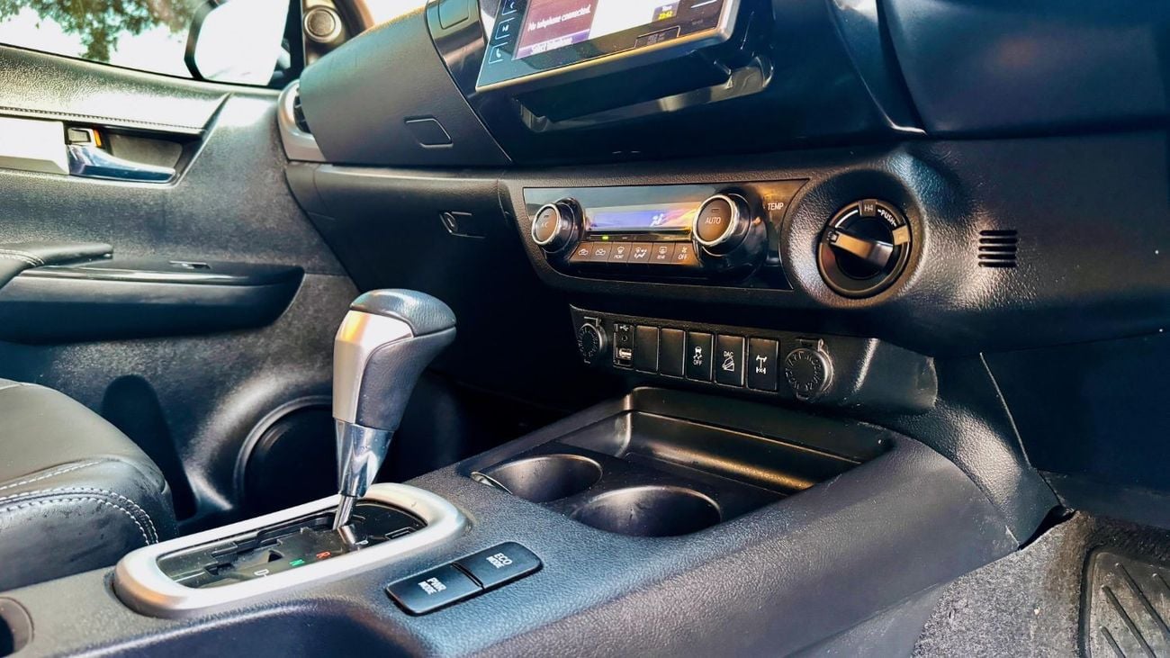 Toyota Hilux OFF-ROAD MODIFIED | 2.8L DIESEL ENGINE | RHD | 2018