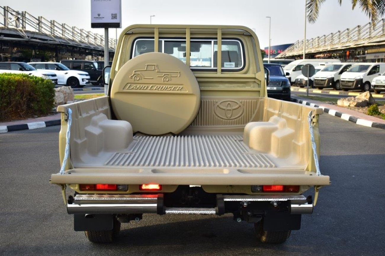 تويوتا لاند كروزر بيك آب 2025 MODEL TOYOTA LAND CRUISER SINGLE CAB PICKUP DLX 2.8L DIESEL 4WD 3-SEATER MANUAL TRANSMISSION –